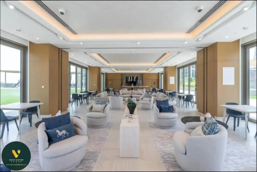 Downtown Views II - Vogue Two Bedroom Apartment With Balcony And Full Burj Khalifa View Dubai